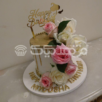کیک خامه ای با گل طبیعی  || مشهد کیک سفارش آنلاین کیک و شیرینی در مشهد