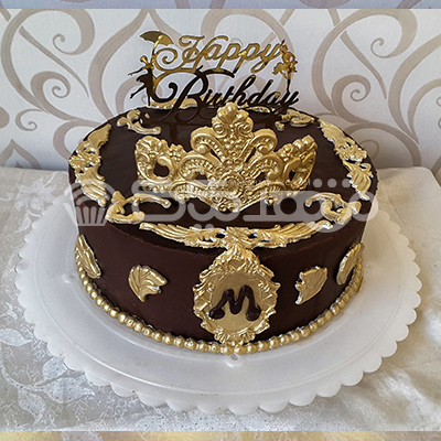 کیک تاج با فیلینگ خامه و کرمفیل و روکش شکلات و تزئینات فندانت  || مشهد کیک سفارش آنلاین کیک و شیرینی در مشهد